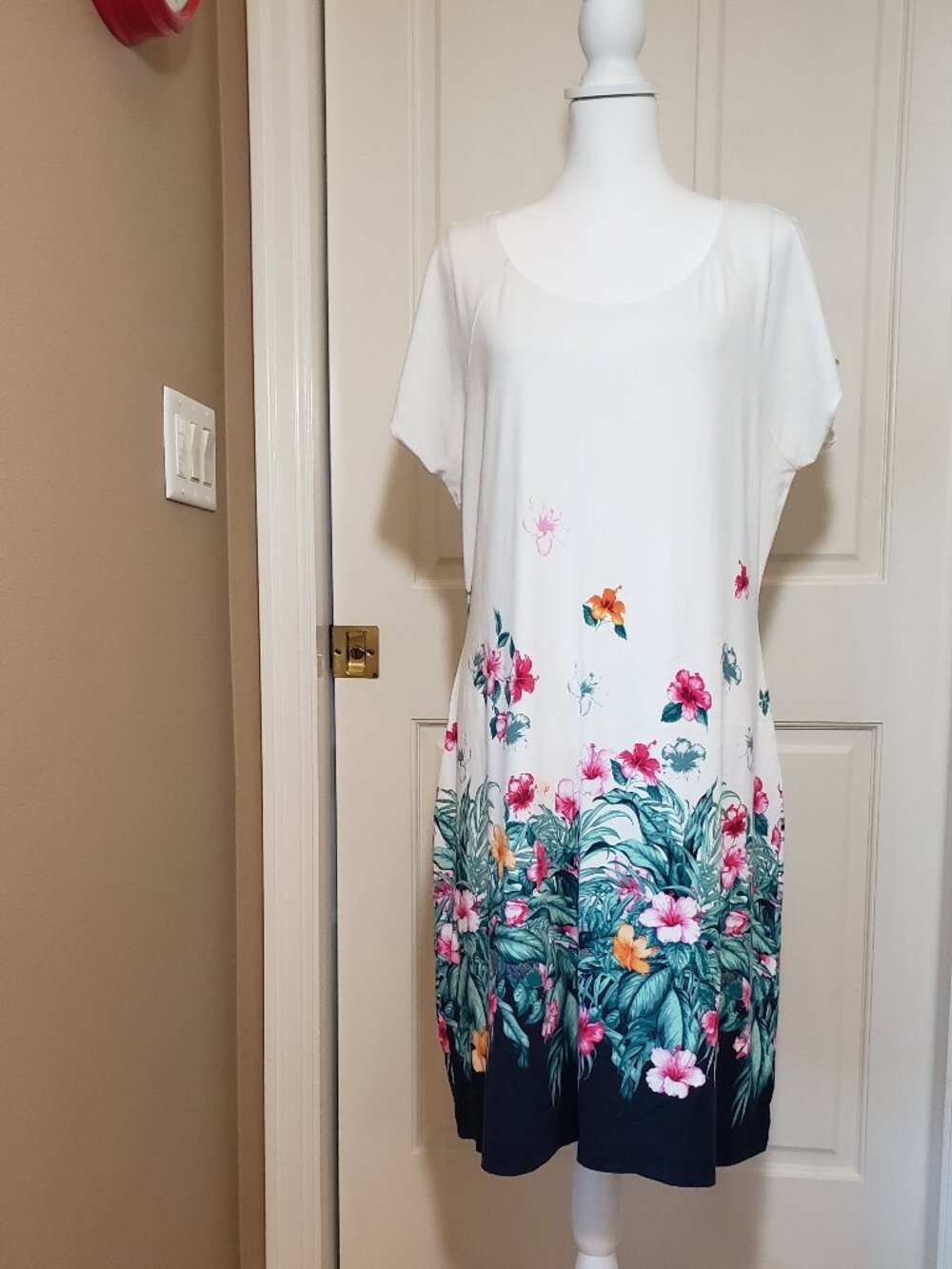 Tommy Bahama XL lined dress